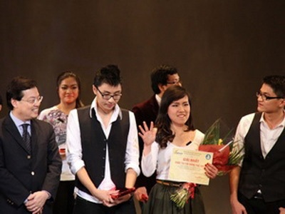 Cuộc thi "Tài năng trẻ Việt Nam tại Pháp 2012" - 1 Cuộc thi "Tài năng trẻ Việt Nam tại Pháp 2012" - 1
