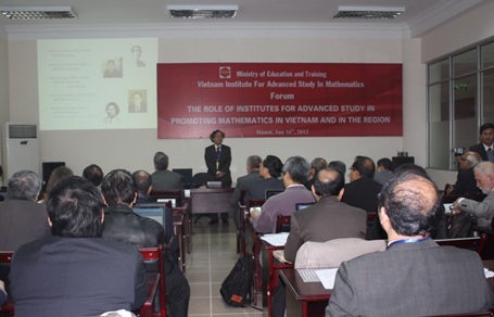 GS. Ngô Bảo Châu về nước dự hội thảo toán học - 1 GS. Ngô Bảo Châu về nước dự hội thảo toán học - 1