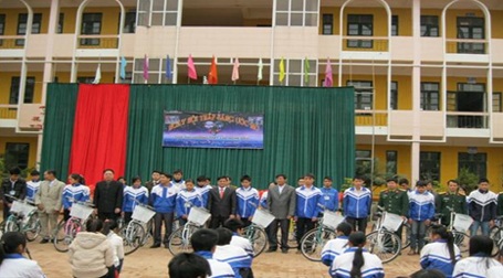 Bắc Giang: Trường THPT Lục Ngạn số 2 nỗ lực vượt khó - 2 Bắc Giang: Trường THPT Lục Ngạn số 2 nỗ lực vượt khó - 2