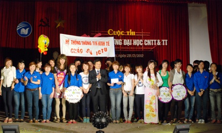Hào hứng cuộc thi SV ICTU 2012