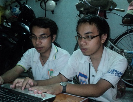 Cặp song sinh “lọt” tầm ngắm của nhiều công ty phần mềm - 2