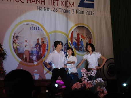 SV Bách khoa thực hành tiết kiệm - 1 SV Bách khoa thực hành tiết kiệm
