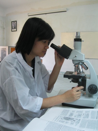 Ba nữ sinh xuất sắc học cùng một lớp - 2 Ba nữ sinh xuất sắc học cùng một lớp