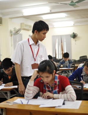 4 thủ khoa chia sẻ kỹ năng, kinh nghiệm làm bài thi môn Tự nhiên - 1 “Đắt giá” câu lạc bộ Gia sư thủ khoa
