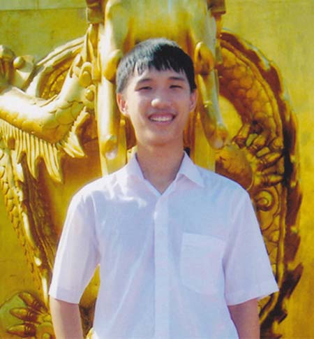Thủ khoa ĐH Ngoại thương 2011 “bật mí” bí quyết học môn Toán - 1 Thủ khoa ĐH Ngoại thương 2011 “bật mí” bí quyết học môn Toán