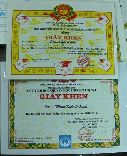 HS lớp 2 giải Toán lớp 4, thông thạo Anh văn lớp 5