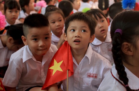 "Chú lính chì" Thiện Nhân vào lớp 1 - 5 Chú lính chì Thiện Nhân vào lớp 1