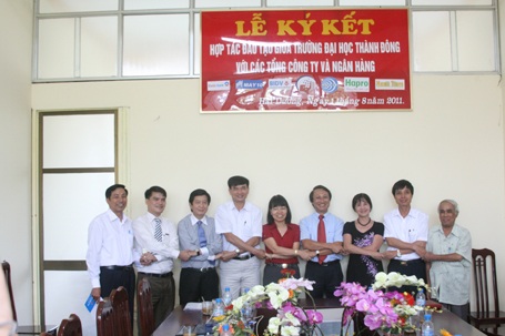 Đại học Thành Đông trang bị kỹ năng mềm giúp SV phát triển toàn diện - 1 TS. Nguyễn Thị Hoa Lý - Hiệu trưởng ĐH Thành Đông (