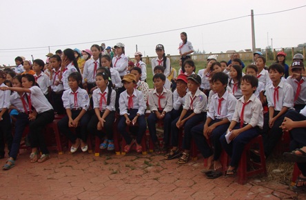 Học sinh huyện đảo Lý Sơn.