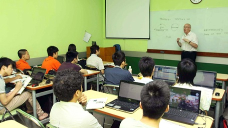 Trị “bệnh” hàn lâm trong môi trường đại học - 1 Trị “bệnh” hàn lâm trong môi trường đại học