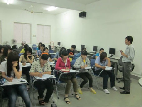 ĐH tư thục lo rối vì luật - 1 ĐH tư thục lo rối vì luật