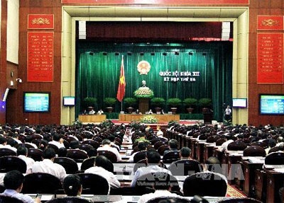 10 sự kiện giáo dục nổi bật năm 2012 - 1 Toàn cảnh Quốc hội biểu quyết thông qua Luật Giáo dục Đại học.