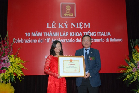 Lễ kỷ niệm 10 năm thành lập khoa tiếng Italia Trường ĐH Hà Nội.