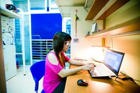 Tư vấn tuyển sinh và chương trình học bổng toàn phần vào ĐH FPT - 17 Ký túc xá sinh viên tại Đại học FPT là công trình khép kín đầy đủ tiện nghi