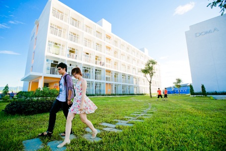 Tư vấn tuyển sinh và chương trình học bổng toàn phần vào ĐH FPT - 18 Hiện đã có hơn 1.000 sinh viên Đại học FPT sinh sống và học tập tại cơ sở Hòa Lạc
