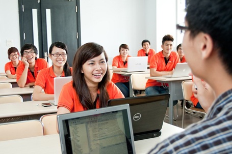 Tư vấn tuyển sinh và chương trình học bổng toàn phần vào ĐH FPT - 16 Một phòng học rộng 50m2 dành cho tối đa 30 sinh viên