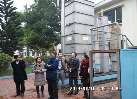 Trường Cao đẳng Xây dựng công trình đô thị thông báo tuyển sinh năm 2013 - 4 Chuyên gia JICA - Nhật Bản thăm mô hình học tập của sinh viên chuyên ngành Cấp thoát nước.