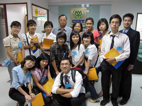 Trải nghiệm chương trình Cử nhân Quản trị Kinh doanh đạt chuẩn quốc tế - 3 Ngày hội kết nối - Connecting day chào đón các tân sinh viên đầu năm học của Trường ĐH Kinh tế