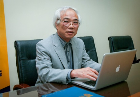 GS. TSKH. Nguyễn Trọng Do - Chủ nhiệm Khoa Quốc tế, ĐHQGHN