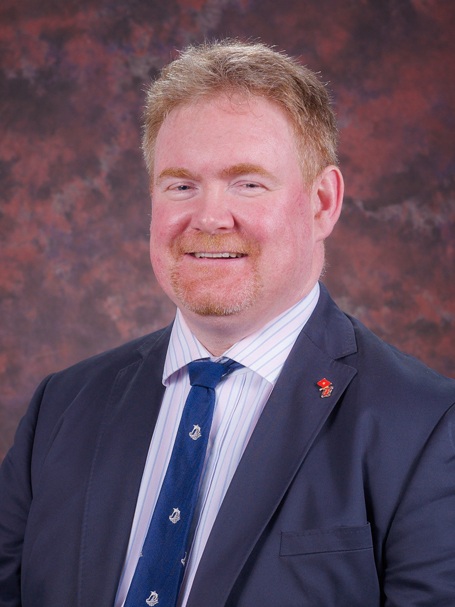 Làm thế nào để nhận được học bổng của Trường Quốc tế BVIS? - 3 Ông Christopher Short - Hiệu phó phụ trách Trung học