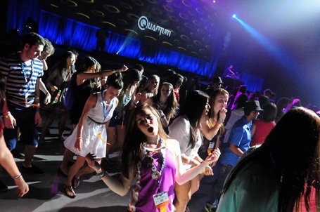 Phút vui đùa ngoài những giờ thi căng thẳng.