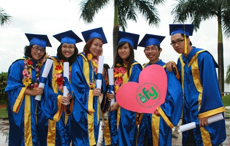 Tư vấn cách tiết kiệm chi phí du học thời khủng hoảng - 5 Sinh viên chương trình Dự bị IFY tại Language Link