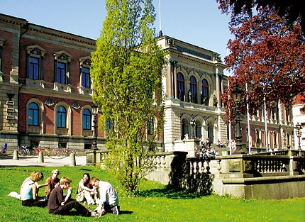 GS Thụy Điển tham gia giảng dạy Thạc sĩ Quản lý công tại Việt Nam - 1 ĐH Uppsala - Thụy Điển.