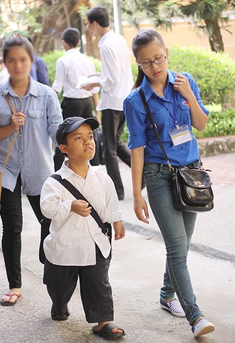 Thí sinh tí hon Nguyễn Thị Hải Yến