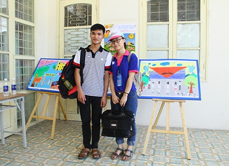 Cậu học sinh mồ côi, học giỏi Vi Văn Luân