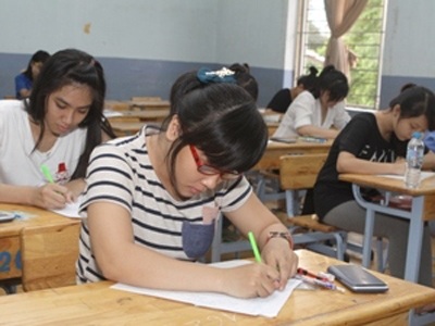 Trường cao đẳng: Chưa thi đã lo sẽ "đói" sinh viên - 1 Thí sinh dự thi tại trường Cao đẳng Đối ngoại, TPHCM. (Ảnh: Phương Vy/TTXVN)