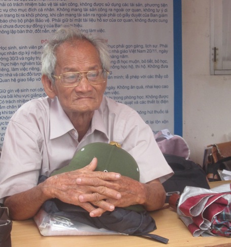 Mong cho cháu thi thật tốt.