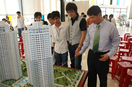 Trường Cao đẳng CNTT Hữu nghị Việt - Hàn thông báo xét tuyển NV2, NV3 - 2 ·