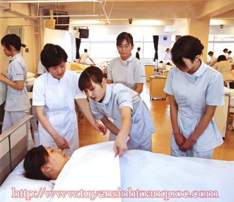 Cao đẳng Điều dưỡng xét tuyển nguyện vọng 2 năm 2013 - 1 3. Lệ phí tuyển sinh: