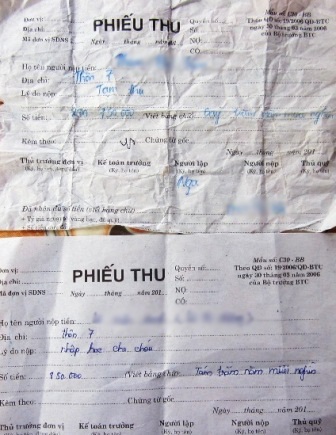 Phụ huynh không đóng tiền “tạm thu”, học sinh không được đến lớp? - 2 Phiếu tạm thu của các phụ huynh sau khi đóng tiền cho nhà trường.