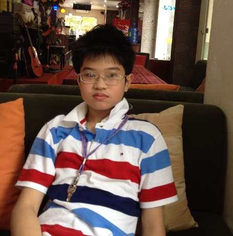 Khởi động cuộc thi Vô địch TOEFL Junior 2013 dành cho học sinh THCS - 1 Nguyễn Hoàng Long, học sinh Language Link dành giải quán quân Cuộc thi Vô địch TOEFL Junior 2013.