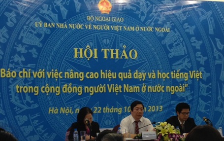 Khắc phục tình trạng xa rời tiếng mẹ đẻ ở nước ngoài - 1 Phải thực sự coi tiếng Việt là một tài sản!