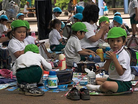 Khi lên lớp 3, học sinh New Zealand có thể tự đăng bài viết và hình vẽ một cách động lập lên mạng