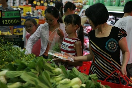Bệnh thành tích triệt tiêu kỹ năng sống của học sinh - 2 Đưa trẻ đi chợ, siêu thị để các em tự tin trong các quan hệ giao tiếp.
