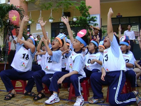 Bệnh thành tích triệt tiêu kỹ năng sống của học sinh - 3 Học ngoại khóa, trẻ được tự do thể hiện suy nghĩ và được vui chơi, không bị áp lực.