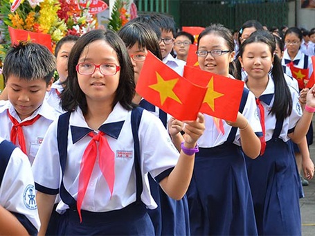 Đừng để trẻ gánh bất công - 1 Đừng để trẻ gánh bất công