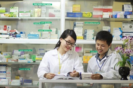 Trung cấp dược sĩ - nghề dược học ở đâu? - 1 Trung cấp dược sĩ - nghề dược học ở đâu?