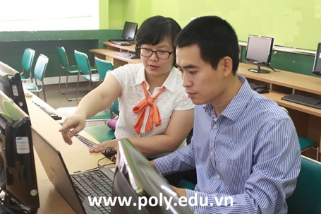Tọa đàm: Từ tấm bằng nghề đến chủ doanh nghiệp - 13 Ths.Vũ Chí Thành - Giám đốc FPT Polytechnic Hà Nội tư vấn cho độc giả Dân trí.