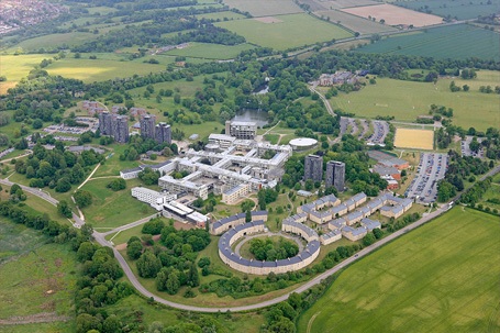 Tư vấn “Du học 2014 - Giải pháp nào tiết kiệm chi phí?” - 2 Trường đại học Essex (Anh quốc)
