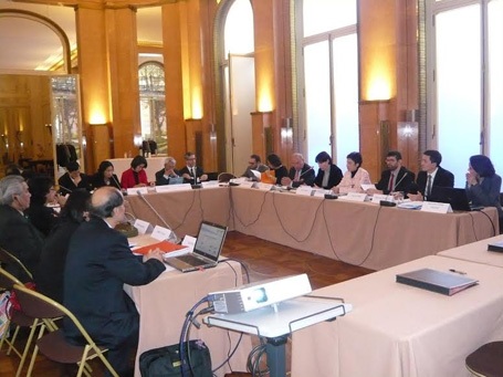 CFVG: Đào tạo theo tiêu chuẩn quốc tế là xu hướng tất yếu - 1 Họp Ủy Ban Định Hướng CFVG 2013 tại Paris, Pháp.