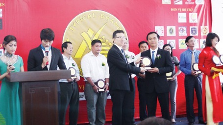 Chàng trai của những “quả trứng vàng” - 1 Thiên Ân (