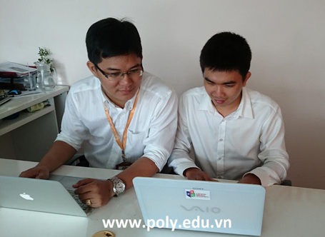 Tọa đàm: Từ tấm bằng nghề đến chủ doanh nghiệp - 4 Võ Chí Tùng - Cựu sinh viên FPT Polytechnic tư vấn cho độc giả Dân trí.