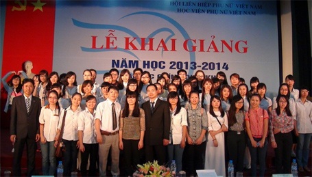 Cơ hội việc làm của sinh viên Học viện Phụ nữ Việt Nam - 1 Cơ hội việc làm của sinh viên Học viện Phụ nữ Việt Nam