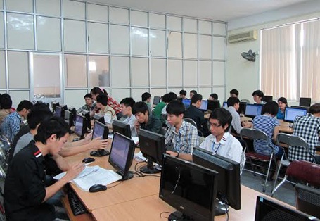 Tư vấn tuyển sinh vào Học viện Công nghệ Bưu chính Viễn thông năm 2014 - 1 Sinh viên Học viện Công nghệ Bưu chính Viễn thông.