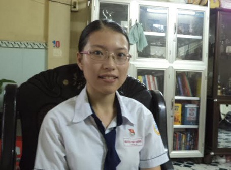 Con gái chủ quán cháo giò heo đậu thủ khoa, á khoa 2 trường đại học - 1 Thủ khoa Nguyễn Thùy Dương.