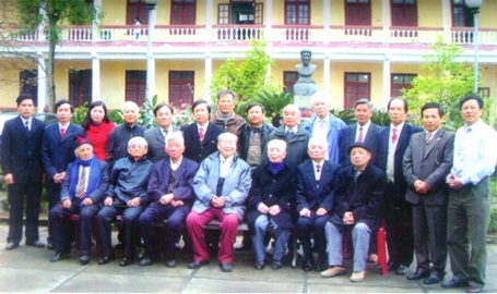 Phó giáo sư Ninh Viết Giao với xứ Nghệ